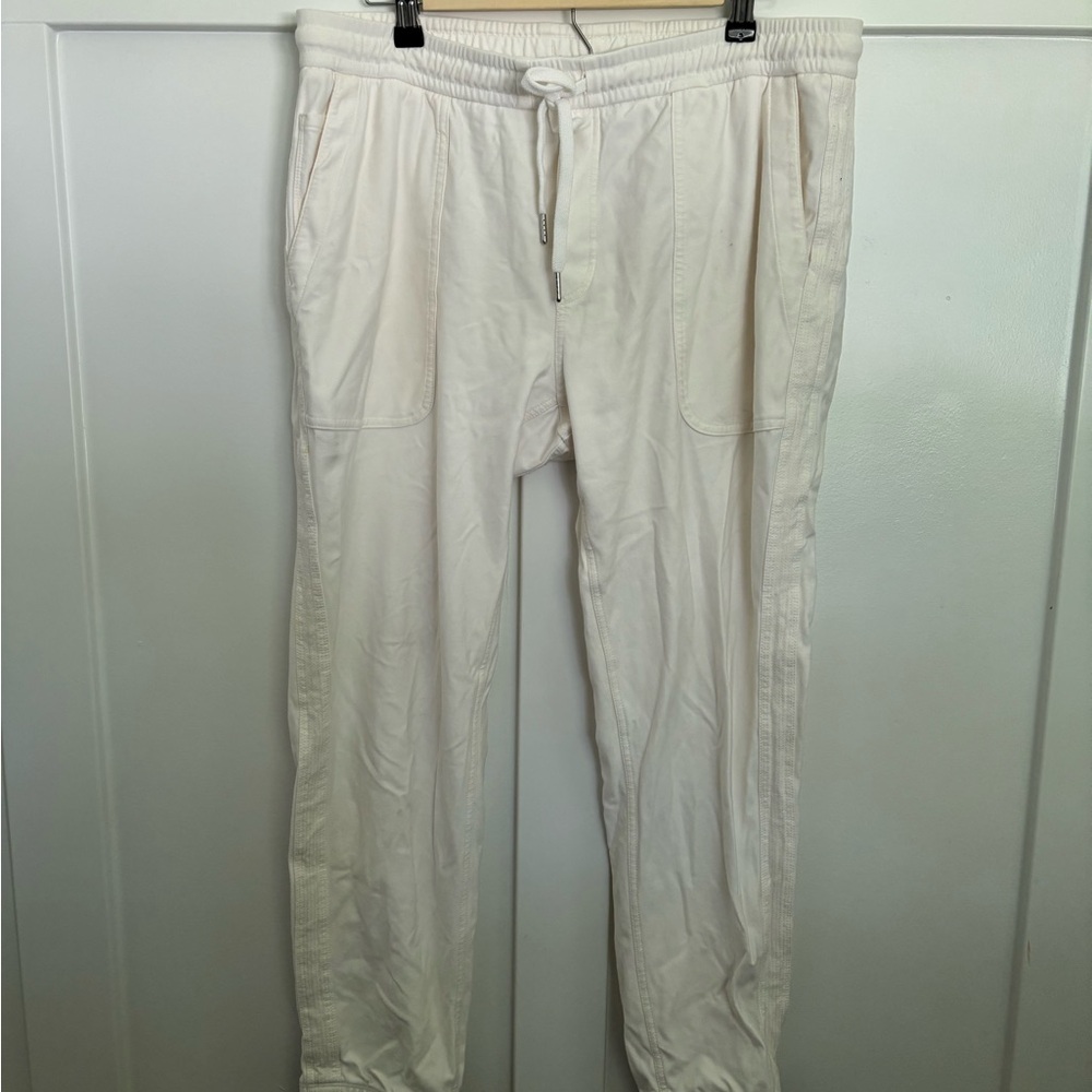 Womens White Athleta Jogger Pants
